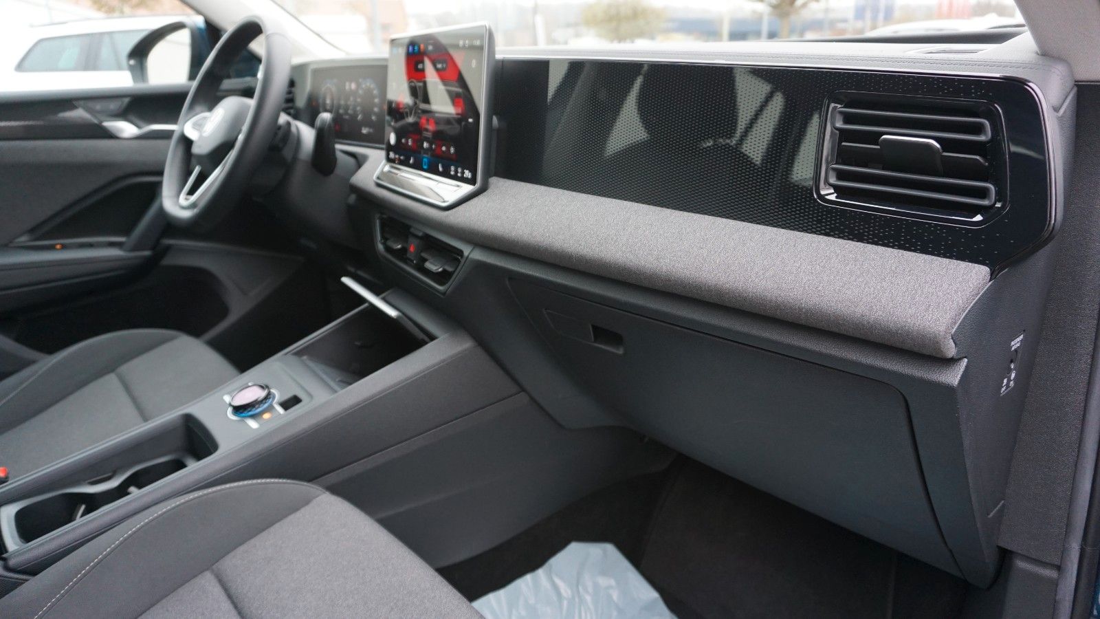 Fahrzeugabbildung Volkswagen Tiguan 2.0 TDI Kamera,Navi,LED, CarPlay, AHK el.