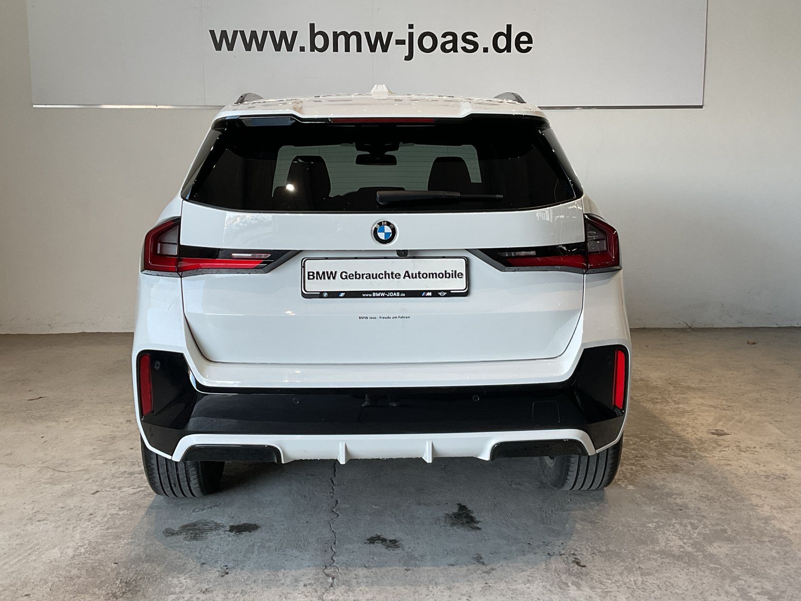 Fahrzeugabbildung BMW X1 sDrive18d SAV M Sportpaket DAB LED AHK Shz
