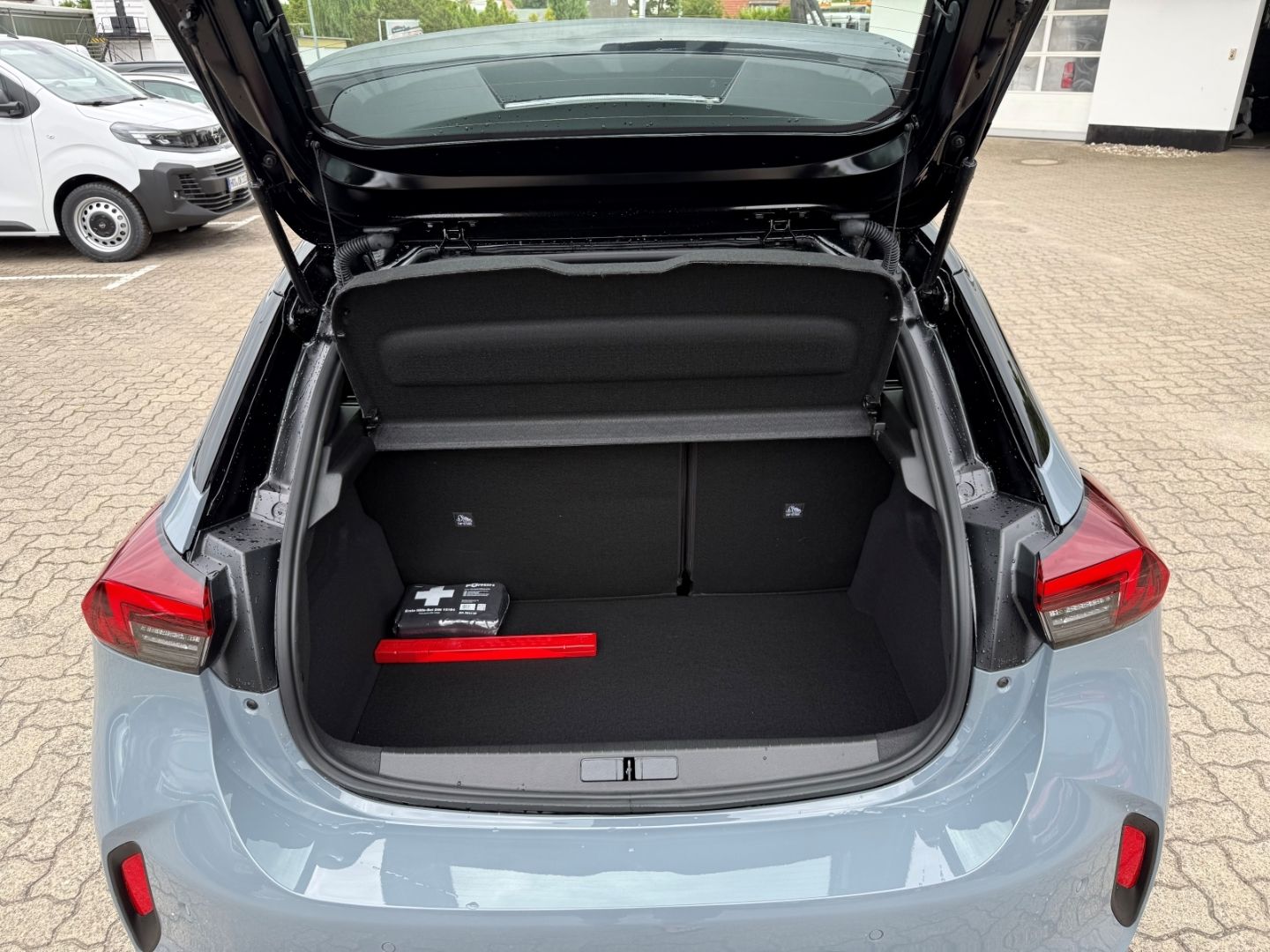 Fahrzeugabbildung Opel Corsa F GS SHZ+LHZ+Kamera+Allwetter