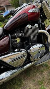 Triumph Thunderbird Commander - TRIUMPH CHOPPER