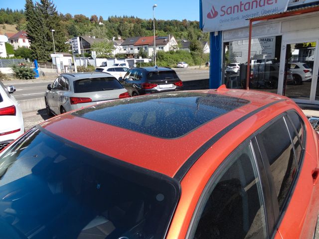 Fahrzeugabbildung BMW X1 sDrive 20i/1.Hd/65TKM/Pano/SitzH/PDC/