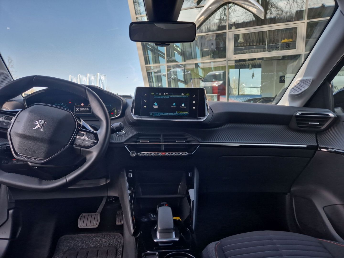 Fahrzeugabbildung Peugeot 208 e- Active Pack Elektro 136 CarPlay Klima