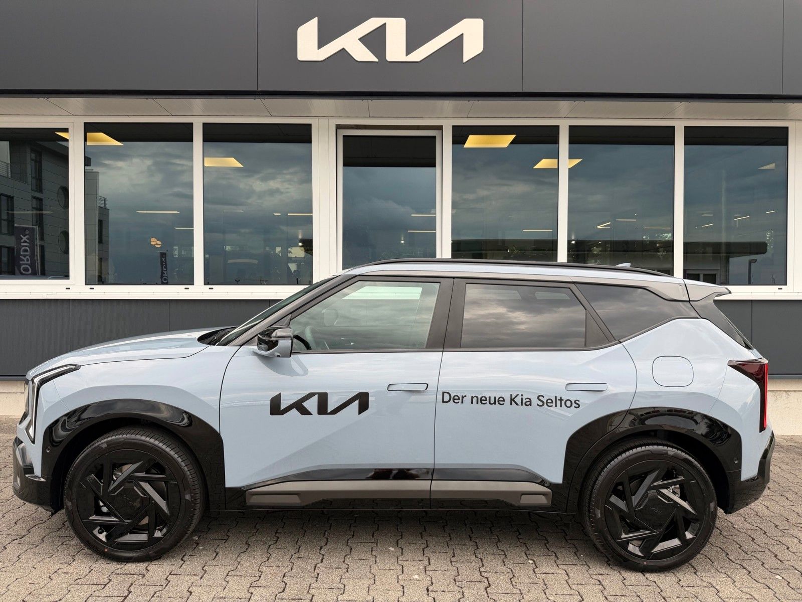 Fahrzeugabbildung Kia Seltos 1.6T 180 AWD DCT X-LINE STD