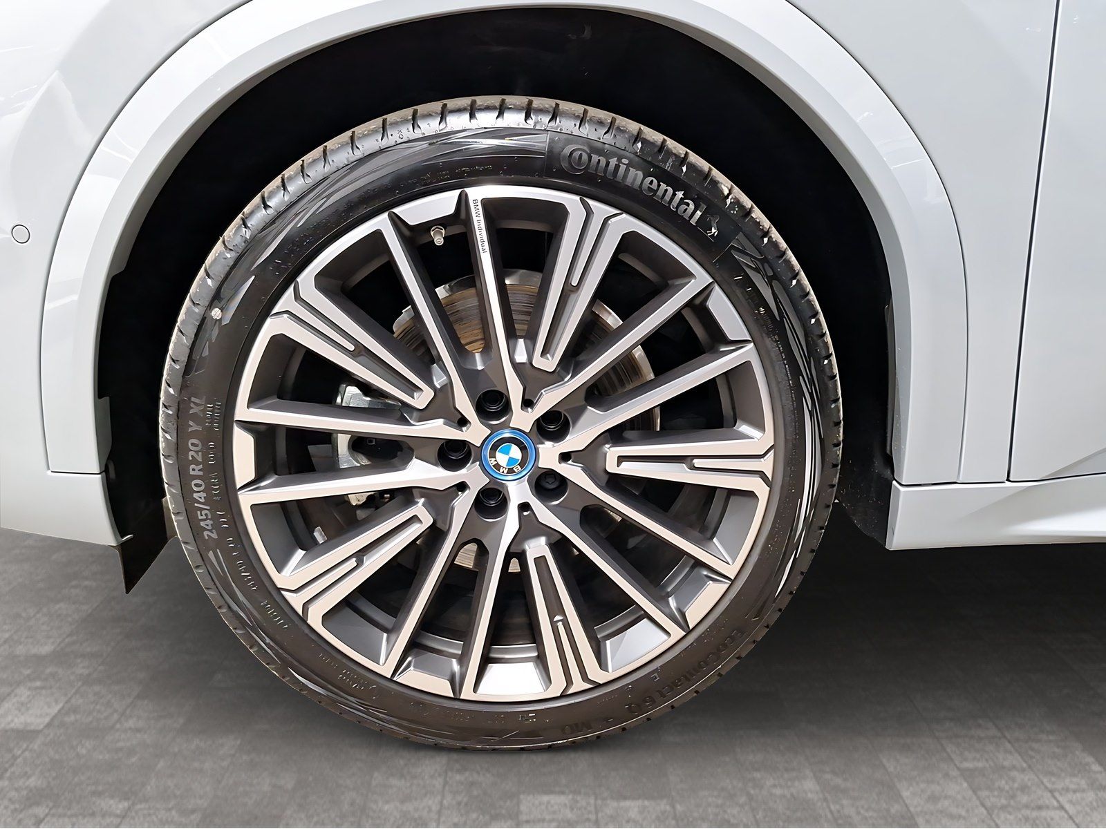 BMW iX2 - Bild 9
