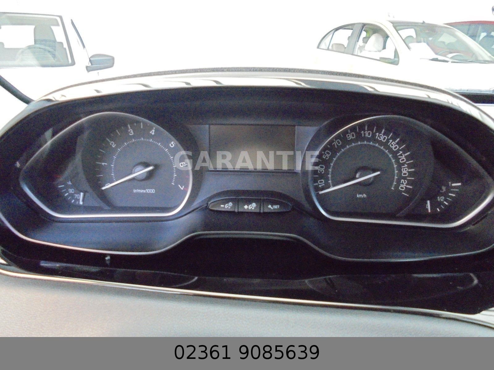 Fahrzeugabbildung Peugeot 208 Active Klima/Sitzheizung/Parktronik/33 Tkm/
