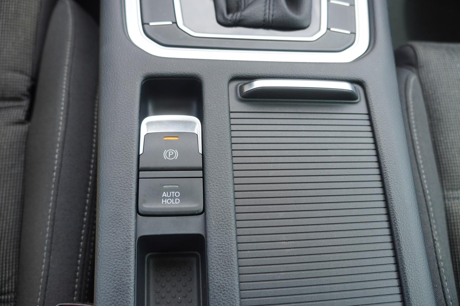 Volkswagen Passat Variant 1.4 TSI Comfortline ACC Kamera