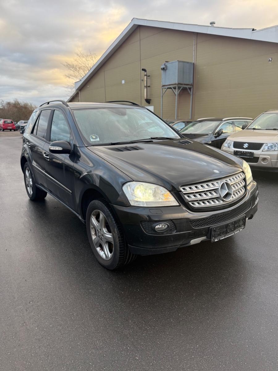 Mercedes-Benz ML 500 5.0 petrol Aut. LKW (2seats)