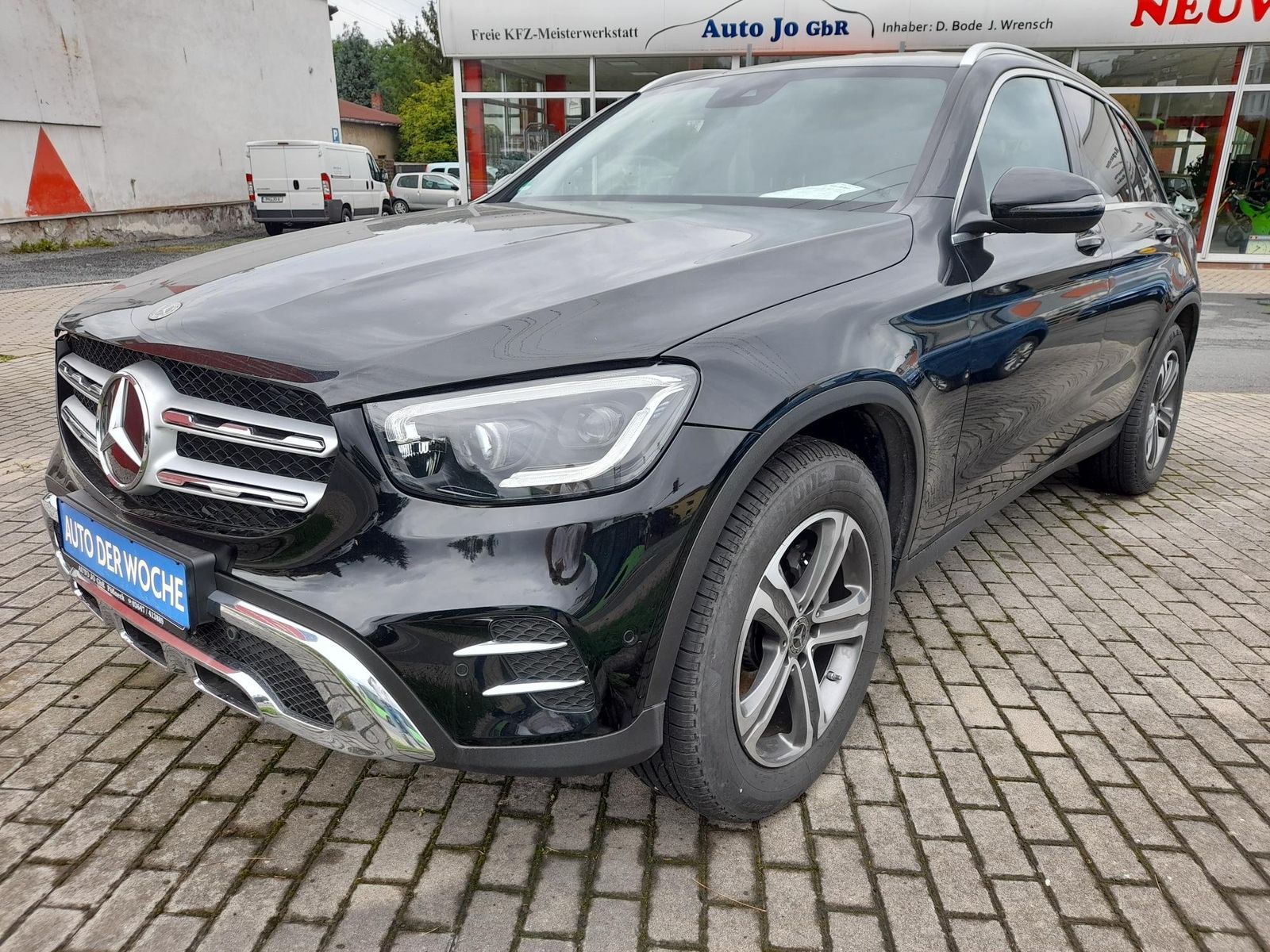 MERCEDES-BENZ GLC 200 2.0