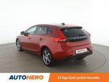 Volvo V40 2.0 T2 You!*NAVI*TEMPO*CAM*PDC* - Volvo V40 YOU! mit Benzin-Antrieb