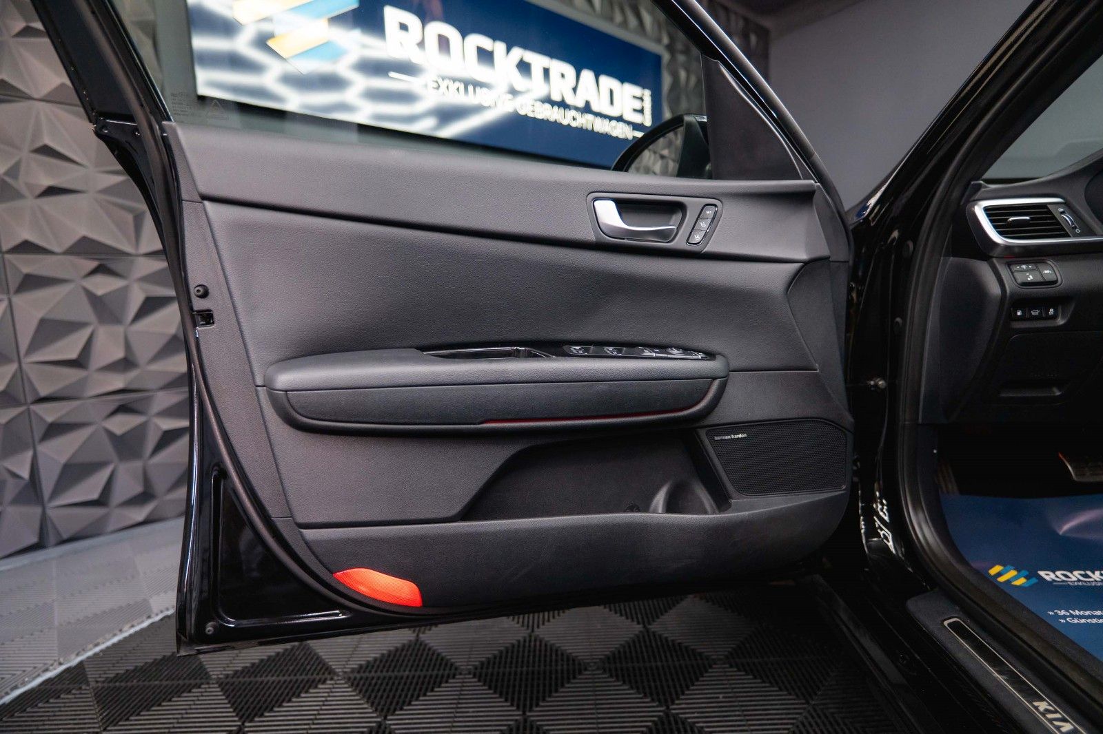 Fahrzeugabbildung Kia Optima Sportswagon GT-Line | PANO | LED | ACC