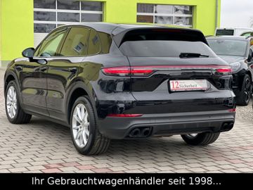 Porsche Cayenne - 10