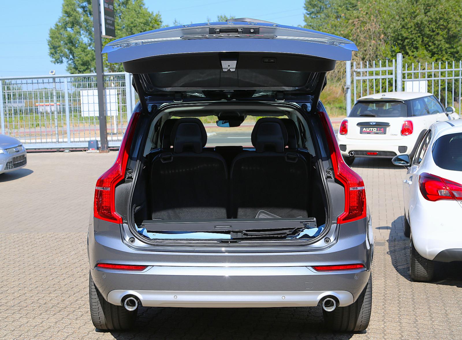 Volvo XC 90 Momentum 7-Sitzer LED HUD ACC Kamera 20"