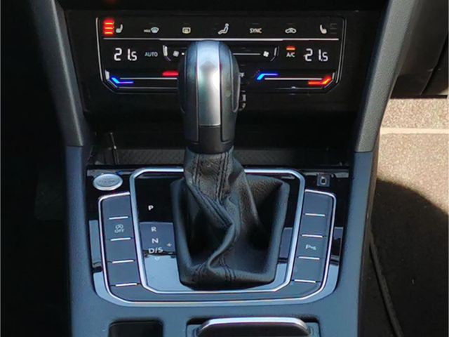 Passat Variant Elegance 2.0 TDI Navi CarPlay BT