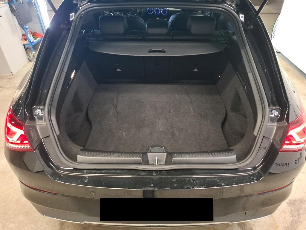 Mercedes-Benz CLA 250e Shooting Brake Aut Leder Navi LED SHZ