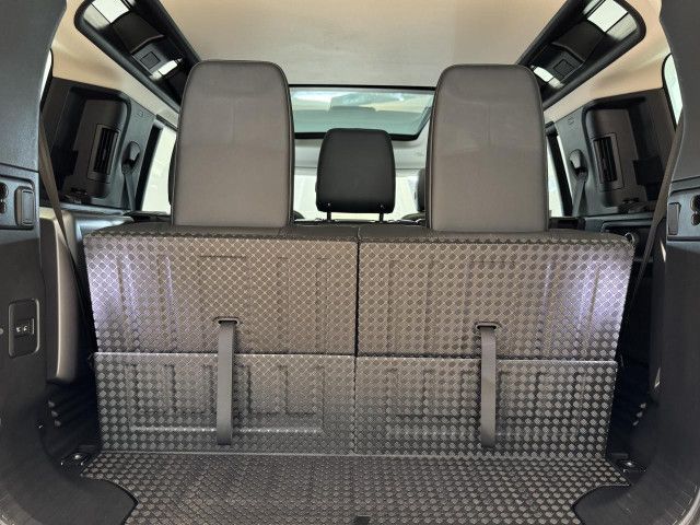 Foto Nummer 23: LAND ROVER Defender