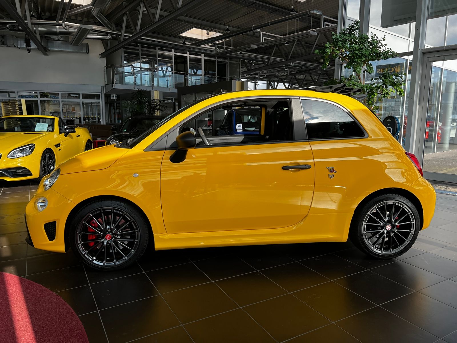 Fahrzeugabbildung Abarth 595C  Competizione XENON NAVI ALU