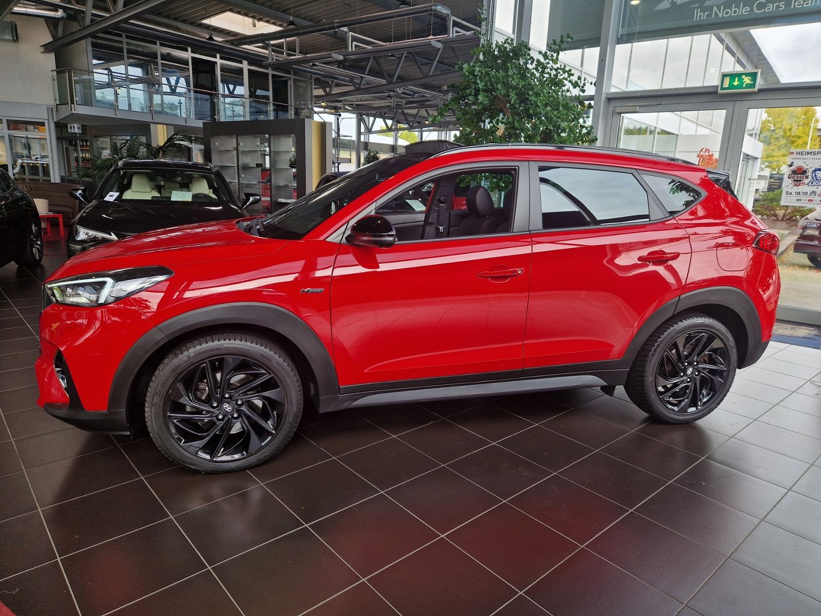 Fahrzeugabbildung Hyundai TUCSON 2WD N-Line PANO LED