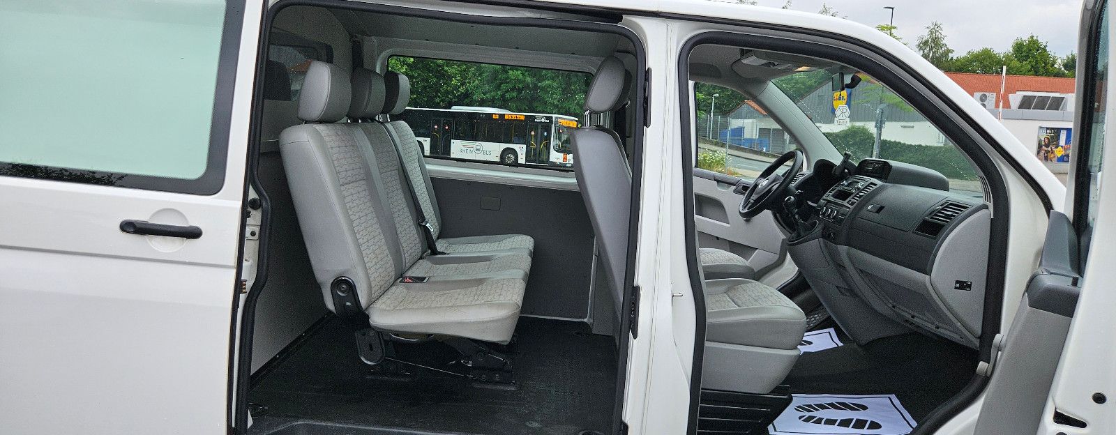 VW T5 Transporter 5-Sitzer AHK