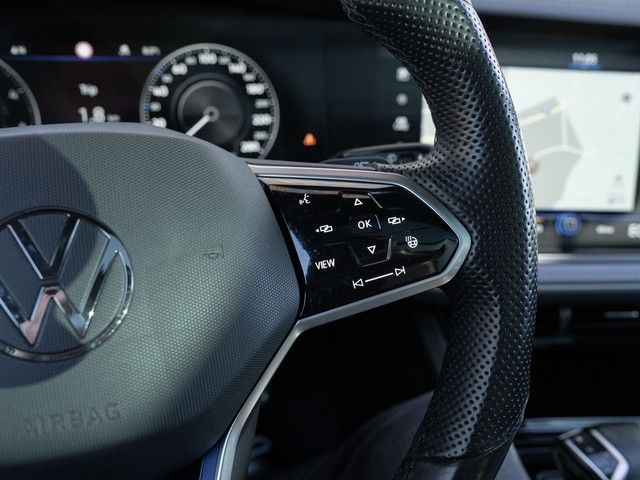 Touareg R 4M. eHybrid Leder AHK KAM HUD Luft