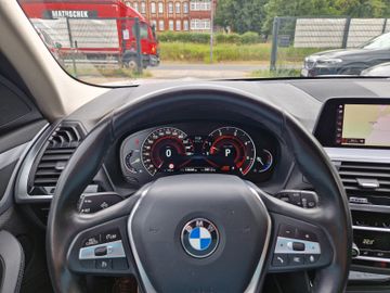 BMW X3 - 11