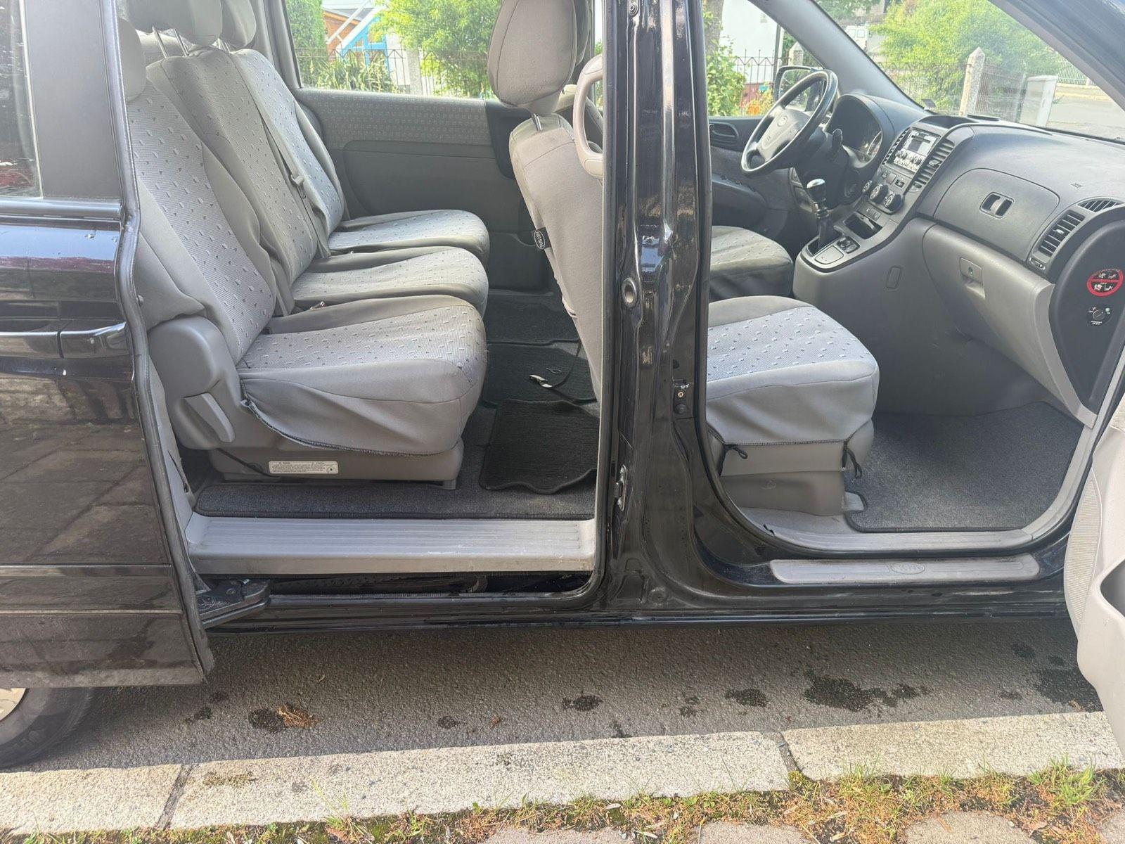Kia Carnival 2007 — photo 9