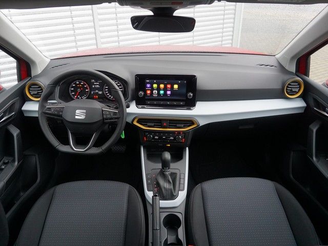 Fahrzeugabbildung SEAT Arona TSI Style DSG LED GRA PDC SH LM