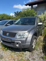 Suzuki Grand Vitara 1.9 DDIS Club - Suzuki Grand Vitara Club mit Diesel-Antrieb