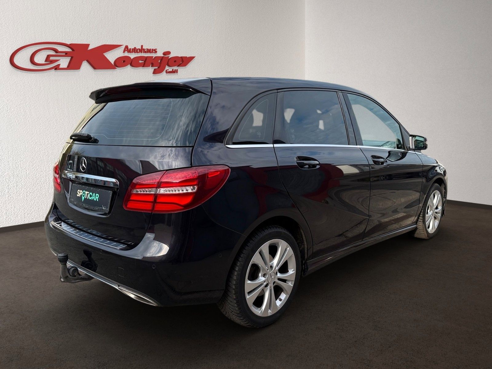 Fahrzeugabbildung Mercedes-Benz B 200 BlueEFFICIENCY Sports Tourer*AHK*Harman-K.