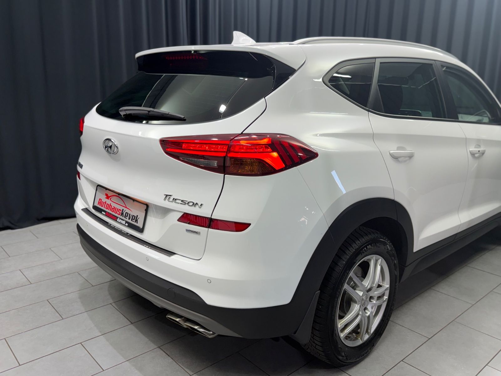 Fahrzeugabbildung Hyundai Tucson Trend 4WD |AUTOMATIK|RF-KAMERA|NAVI