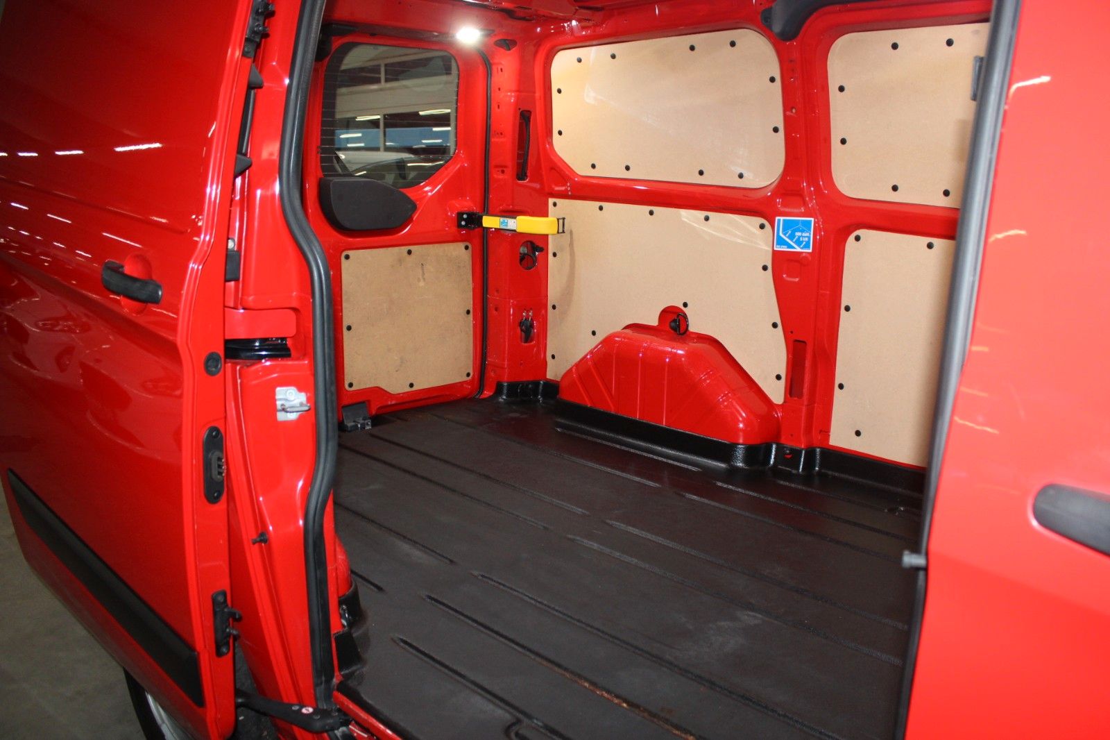 Fahrzeugabbildung Ford Transit Custom L1 Kasten AHK KLIMA 1.Hand