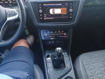 Volkswagen Tiguan - 10