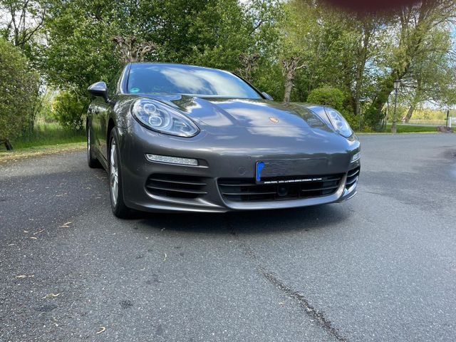 Porsche Panamera Diesel 1.Hand