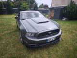 Ford Mustang V6 Premium - Ford Mustang aus 2013: V6