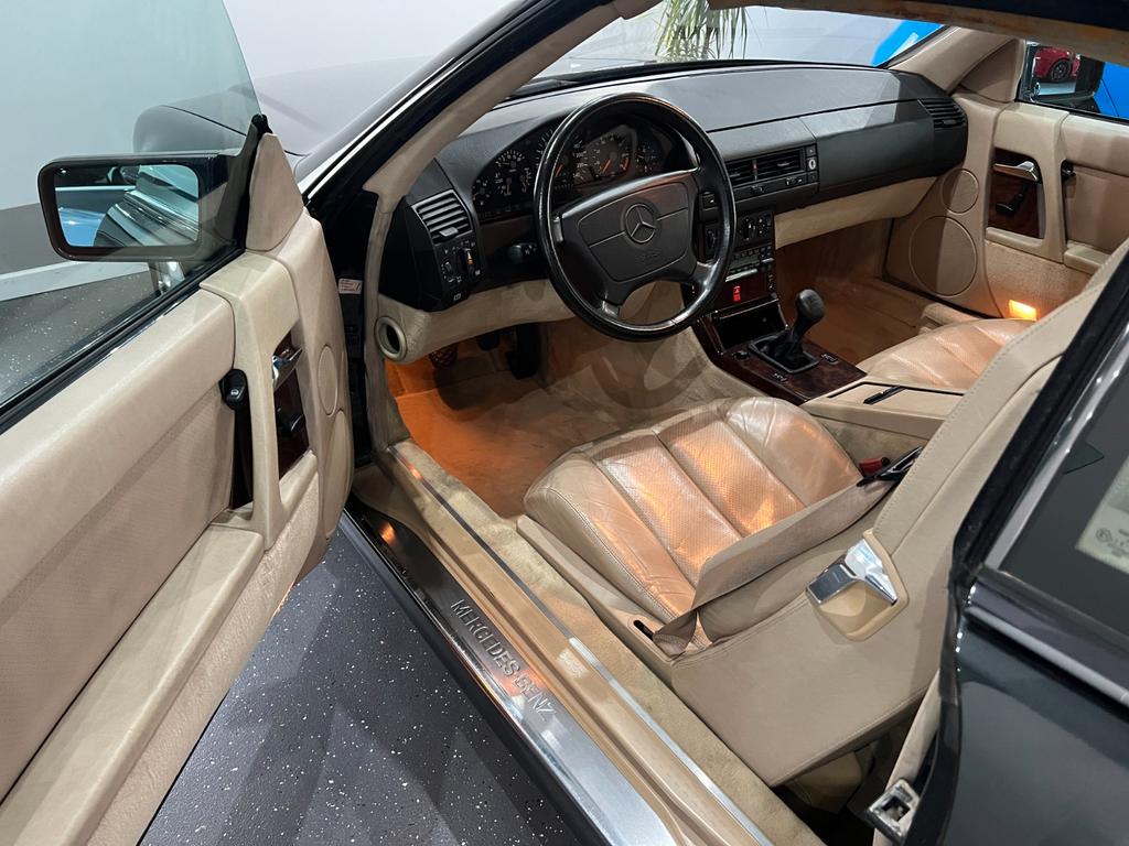 Mercedes-Benz SL 300