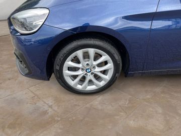 BMW 218 Gran Tourer - 11