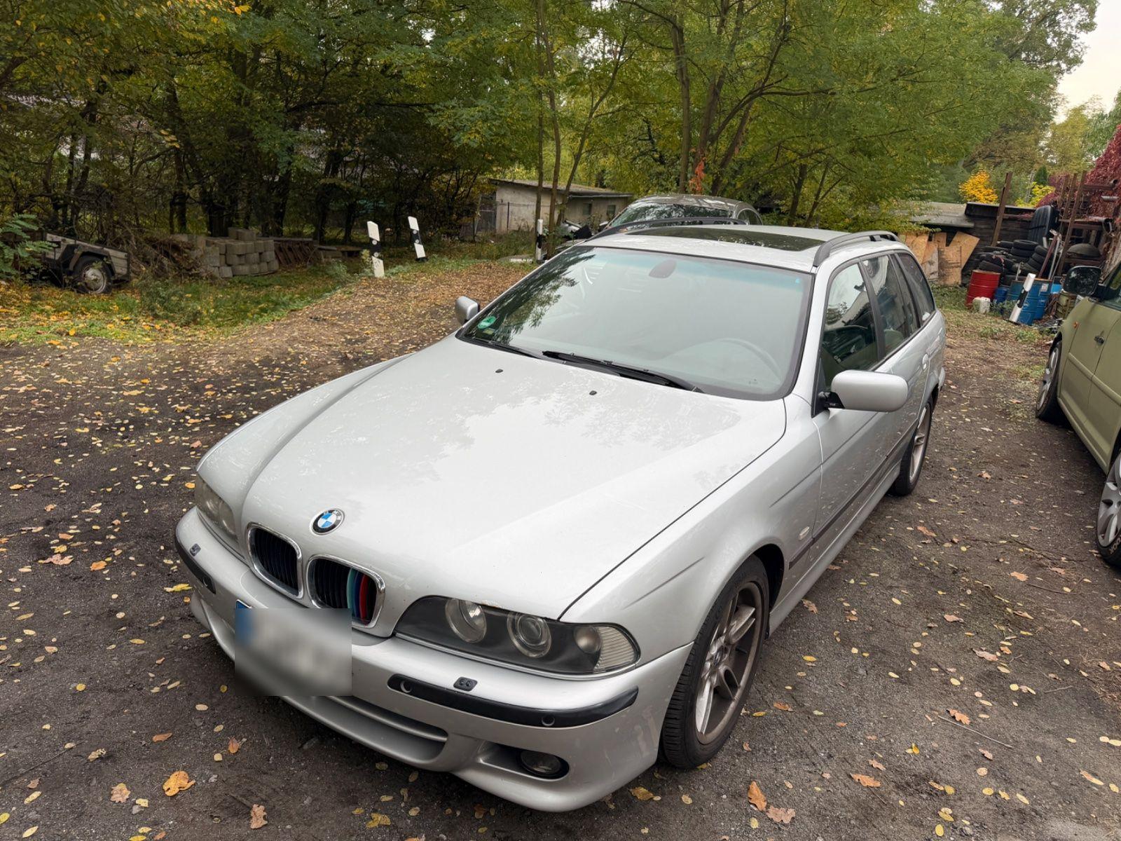 BMW 525