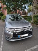 Mitsubishi Outlander 2017 2WD / 2 Besitzer / TÜV 10.26