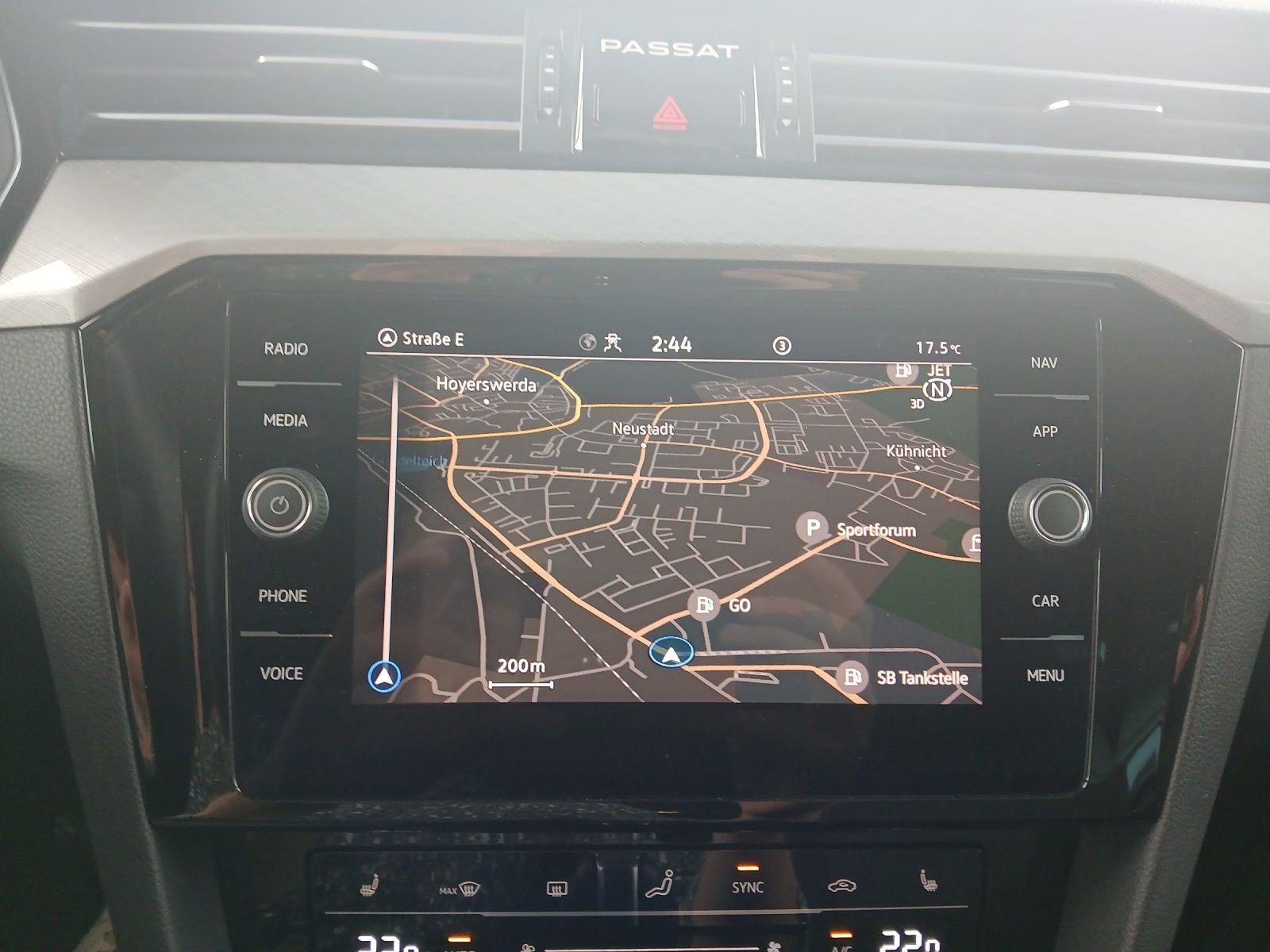 Fahrzeugabbildung Volkswagen Passat Variant TSI Business DSG Matrix Navi ACC