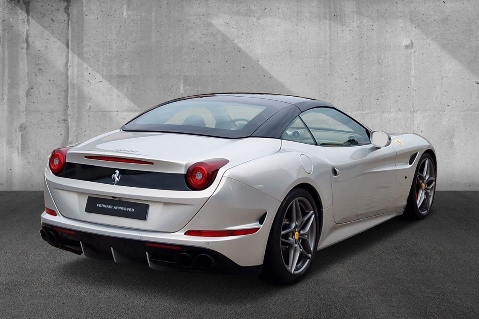 Fahrzeugabbildung Ferrari California T*Tailor Made*1of1*Sammler