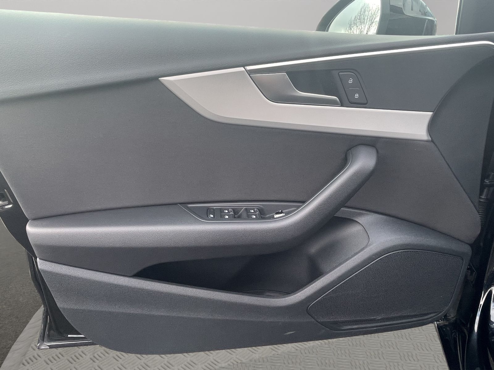Audi A4 - Bild 15