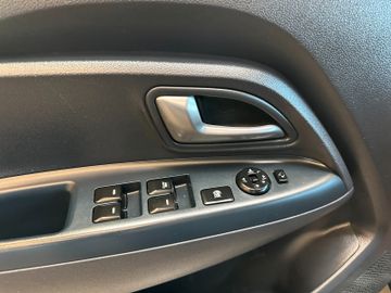 MYAUTOCENTER – Gebraucht- und Jahreswagen mit Werkstattservice in Pfaffenhofen Kia Rio Dream Team *Navi*Klima*Sitzh*Lenkradhz*