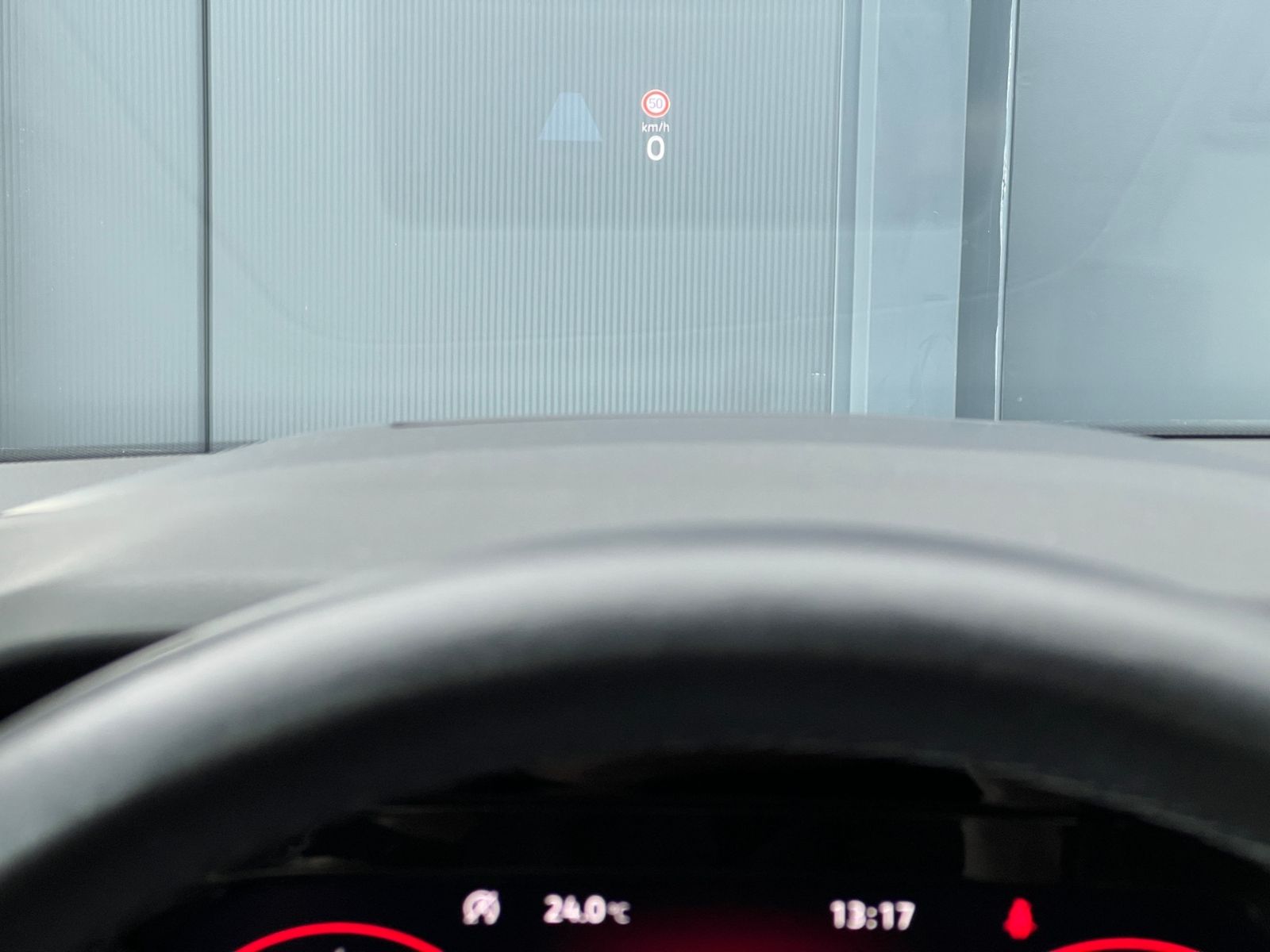 Fahrzeugabbildung Volkswagen Golf VIII Active 1.5 TSI OPF *Garantie, IQ-Drive