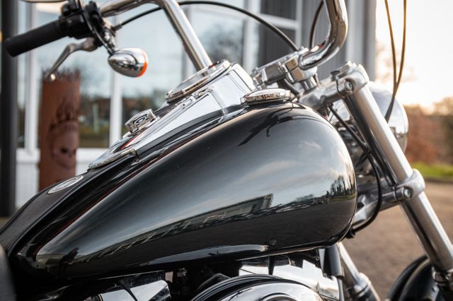 Fahrzeugabbildung Harley-Davidson FXDC Dyna Super Glide Custom - PENZL -