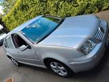 Volkswagen VW Bora 1.6 Benziner  fahrbereit HU NEU 0... - gebrauchte VW Bora aus dem Jahr 2002