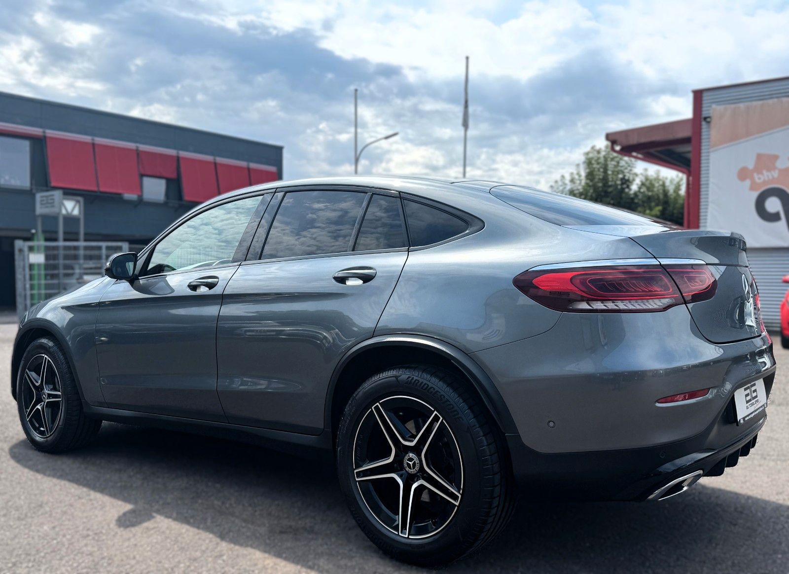 Mercedes-Benz GLC 400d 4Matic AMG Coupé 1.Hand Virtual ACC foto 4