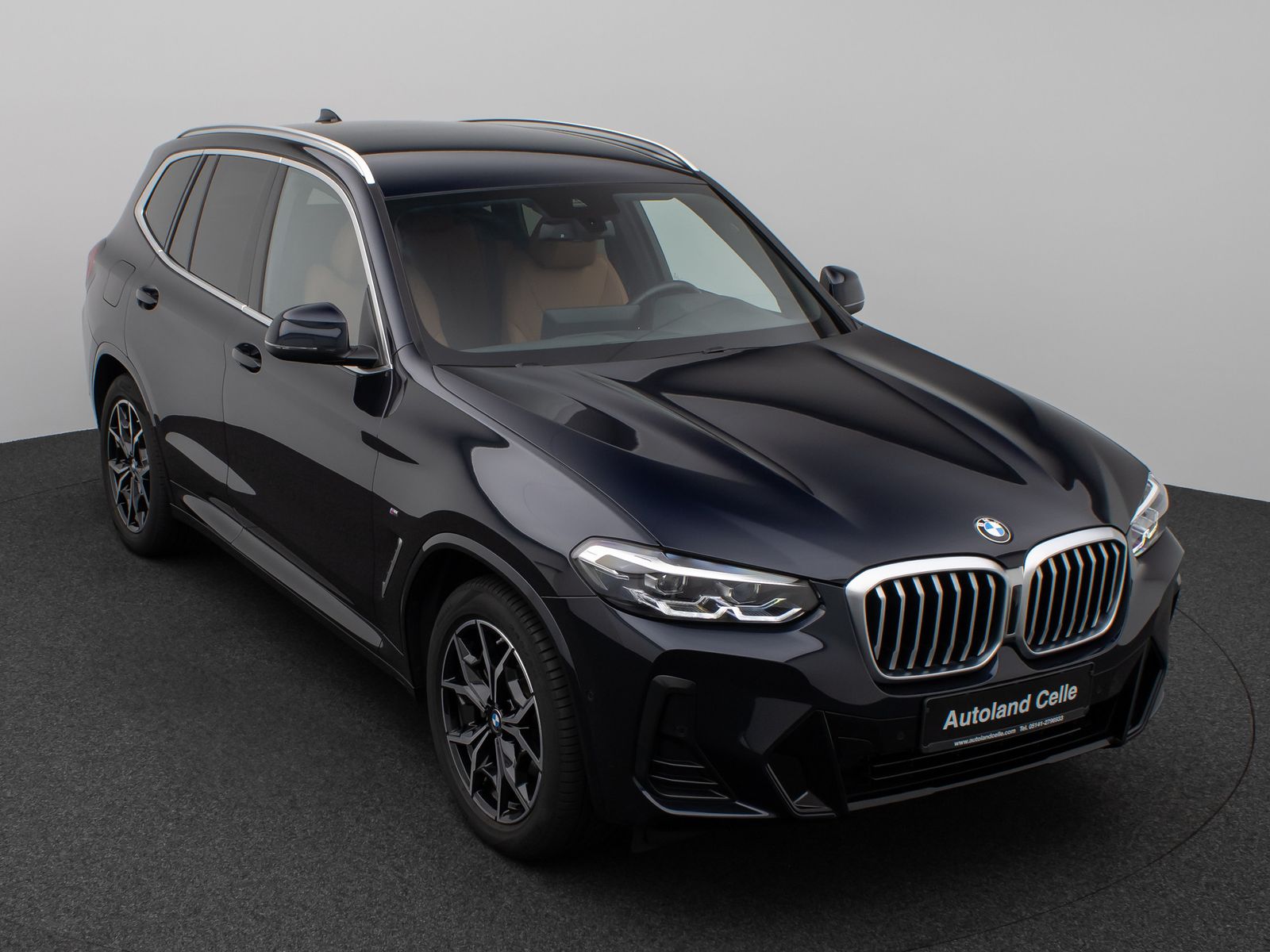 Fahrzeugabbildung BMW X3 xD20d MSport Individual HiFi Kamera DAB Alarm