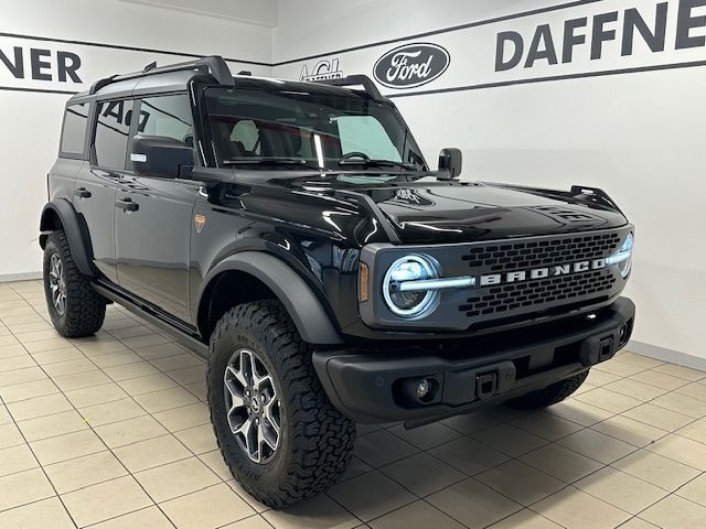 Fahrzeugabbildung Ford Bronco Badlands e-4WD Hardtop Navi Digitales Coc