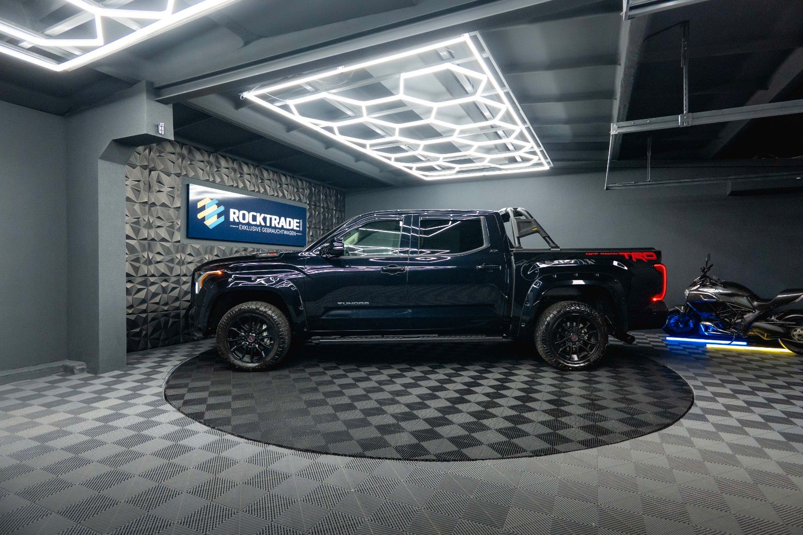 Fahrzeugabbildung Toyota Tundra 3.4L V6 4x4 TRD PRO Style *LED*ACC*19%*