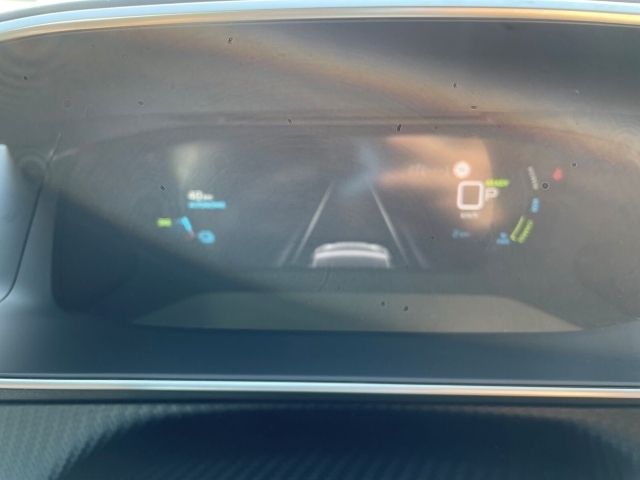 208 e GT 136 PS Navi Kamera Panoramadach