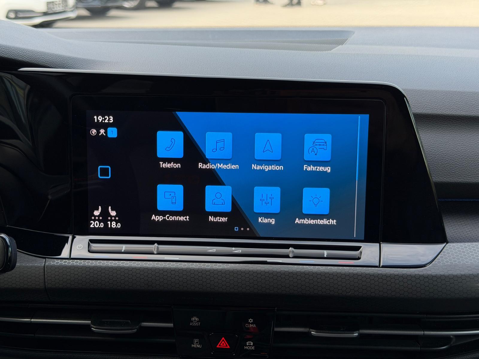 Volkswagen Golf VIII Lim. GTI/HarmanKardon/Matrix/AHK/RCAM, миниатюра 24